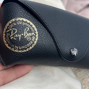 Black Rayban Case